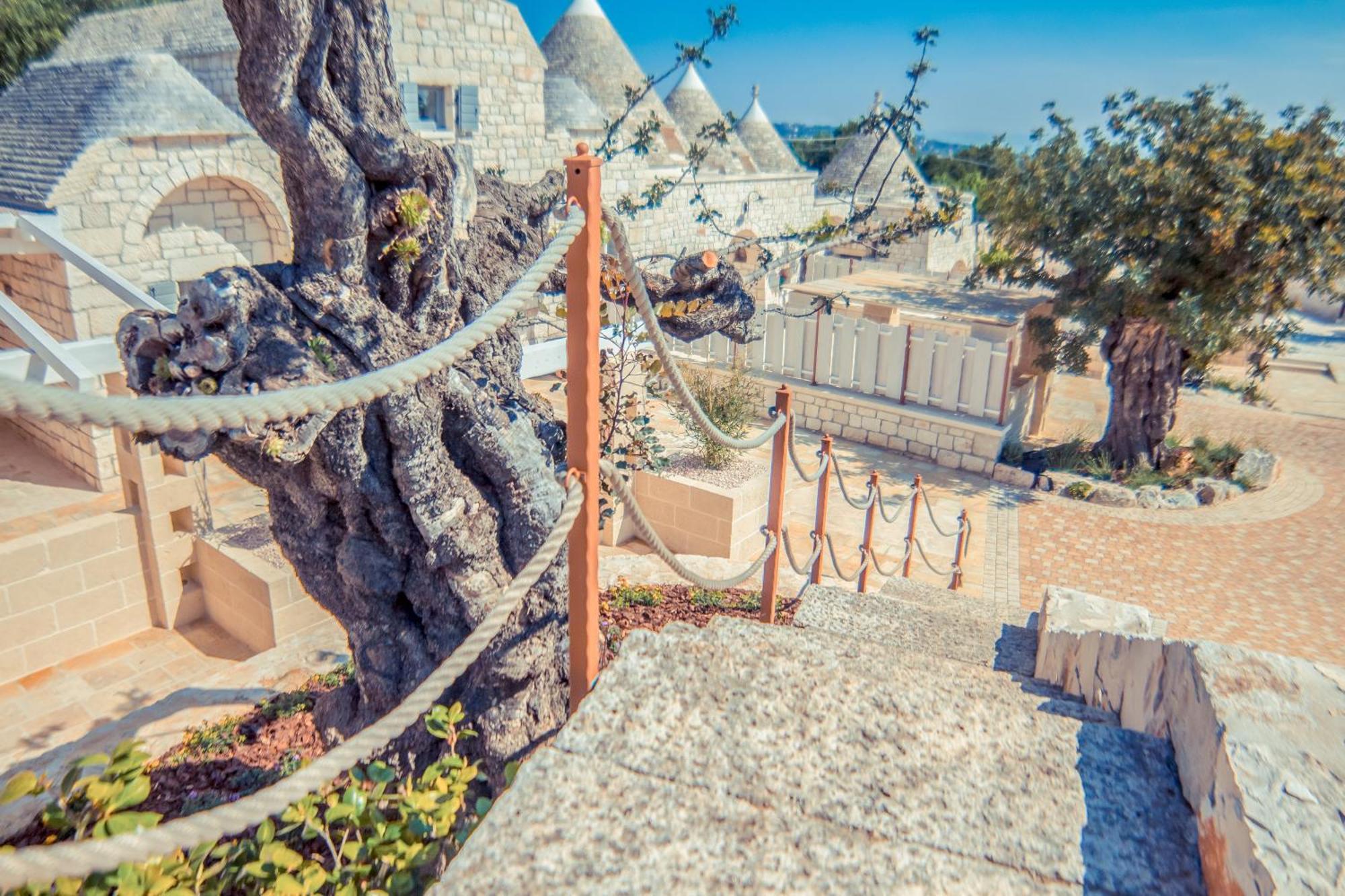 Navolte Trulli E Quiete Con Piscina Villa Locorotondo Exteriör bild
